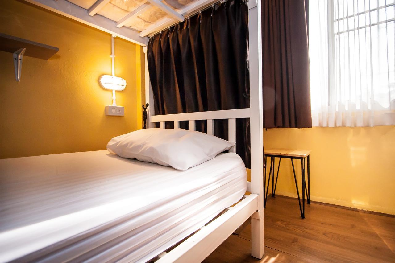 Thai Thai Hostel Чиангмай Экстерьер фото