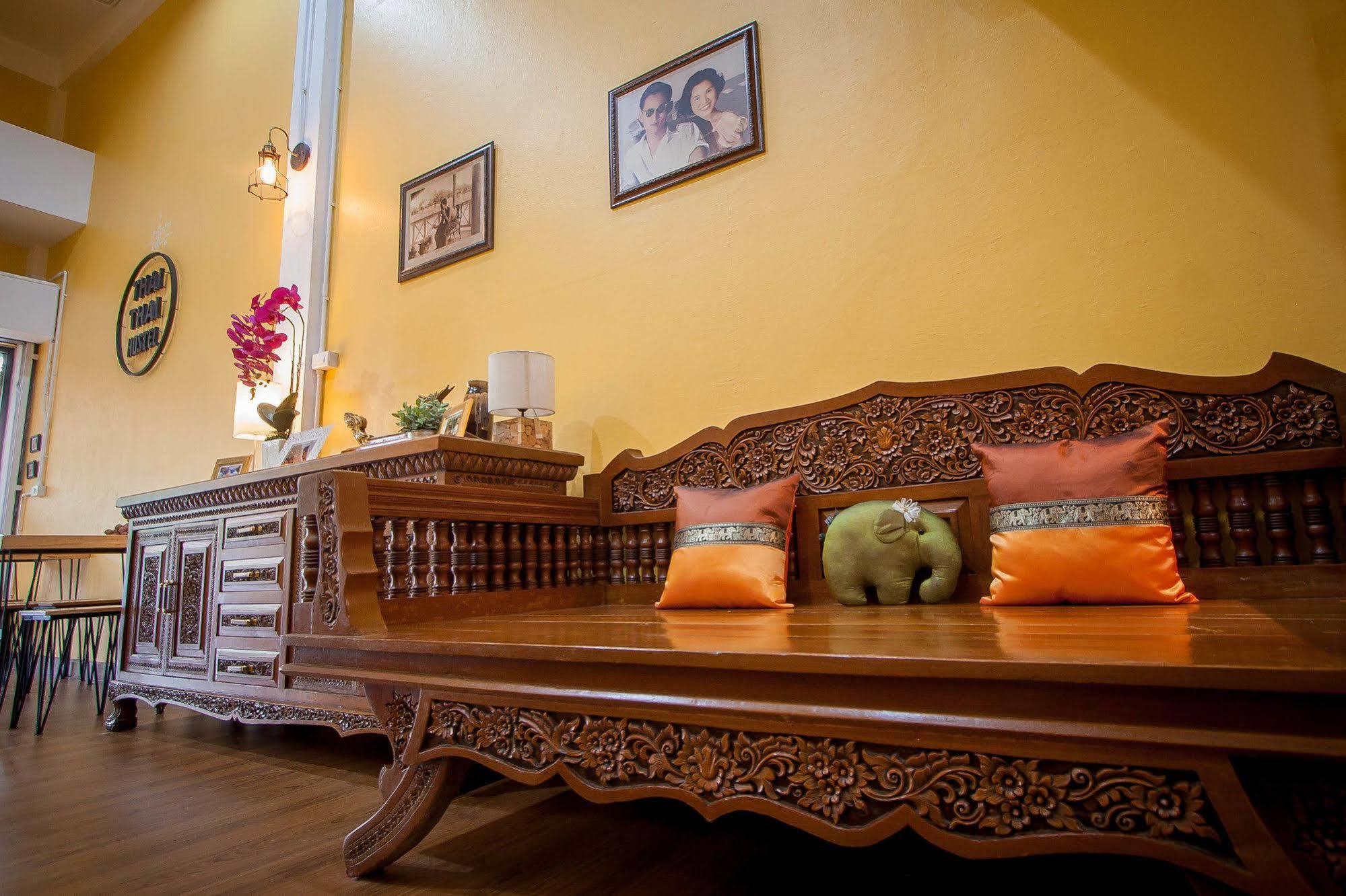 Thai Thai Hostel Чиангмай Экстерьер фото